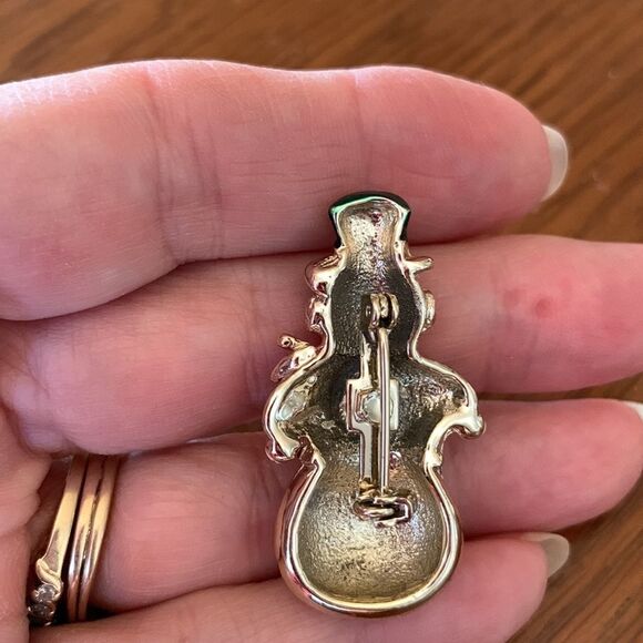 Small gold tone Christmas snowman brooch pin - Picture 3 of 4